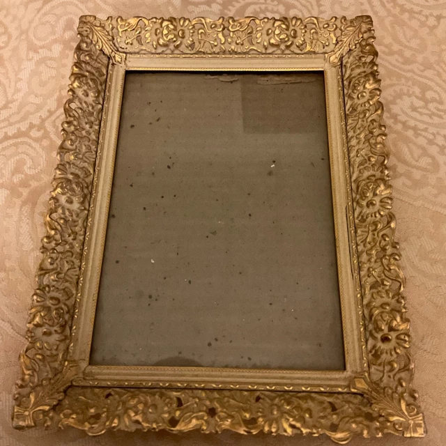 Vintage Hollywood Regency floral Ornate Gold White Metal Picture Frames 5”x7”