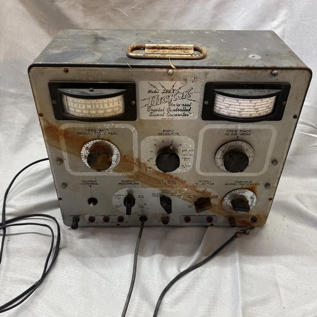 Hickok Model 288X Crystal Controlled Signal Generator WITH Manual HAM RADIO RARE