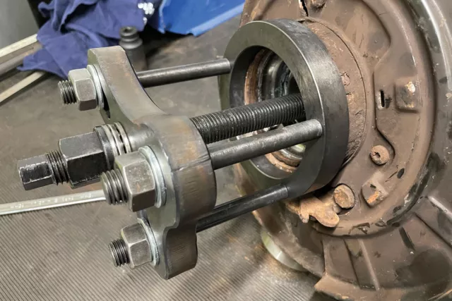 IN SITU - Kit Strumenti Assistenza Cuscinetti Ruota PER MERCEDES BENZ W639 VIANO VITO Van