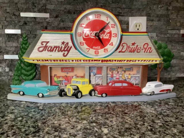 Coca-Cola Family Drive-In Diner Clock Vintage Made in the USA 1988 WORKS