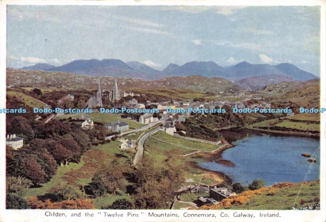 D017862 Clifden und die Zwölf-Pins-Berge. Connemara. Co. Galway. Irland. T