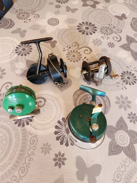 LOT DE 2 Moulinets De Pêche ancien , moulinet made in France , Moulinet Ancien EUR 18,00 - FR