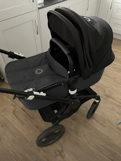 Bugaboo Fox With Carrycot And Seat - Grey and Black. Fox 2 Canopy hood/basket