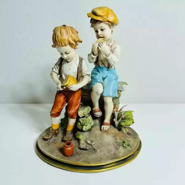 Capodimonte Figurine Triade Benacchio Children Eating Lunch Sculpture Italy Flaw