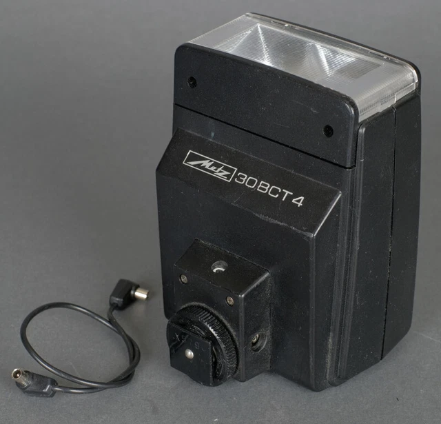 Compact Tested Operational Universal Metz 30BCT4  Flash w/Bounce Head Powerful