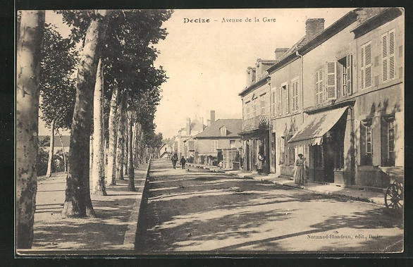 CPA Decize, Avenue de la Gare