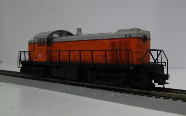 HO ATLAS CLASSIC LOCOMOTIVE Alco RS-1 Milwaukee Road #1677 DCC Possible