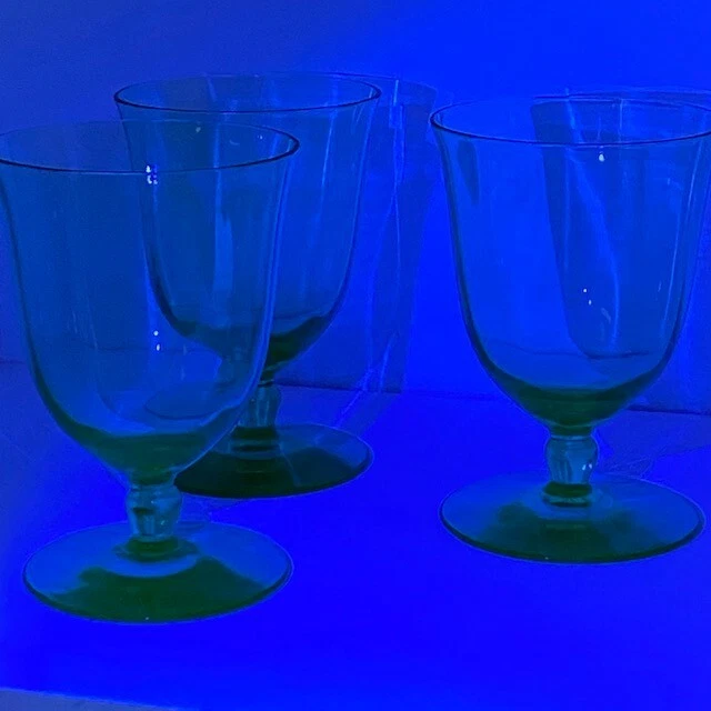 Set of 3 Uranium Glass Wine Smooth Stem Glasses 3 7/8" Tall Goblet