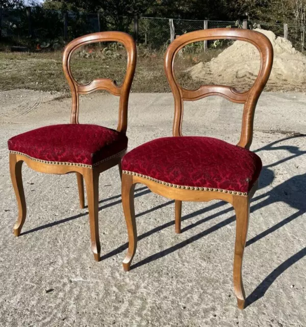 2 Jolies chaises Louis Philippe en noyer et en bon état