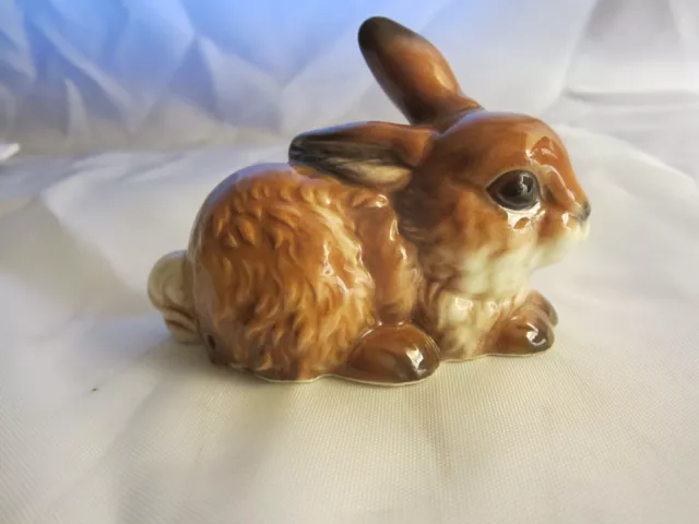 Goebel Porzellanfigur " Hase " , Nr. 34814-06