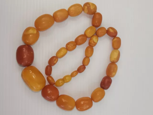 Antique Natural Butterscotch Egg Yolk Baltic Amber Beads Necklace 37.4g