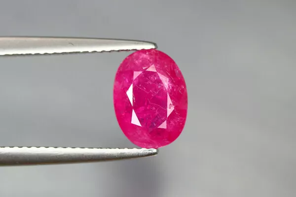 2.550 Ct Amzing Earth Mined Unique Natural Top Blood Red Natuarl Unheated Ruby