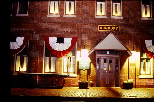 Kodachrome Original Slide Sunbury, Pennsylvania Station (1997) #CC1743