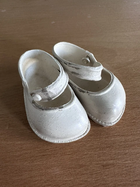 Lot De Chaussures Pour Poupée Ancienne - Vintage, Collection