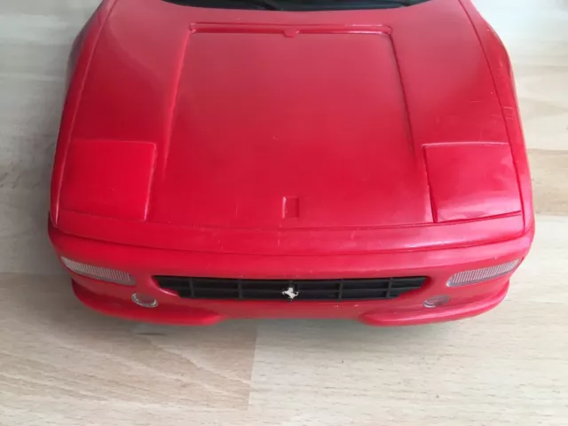 BARBIE FERRARI F355 spider mattel. Vintage 2000. A collectors item