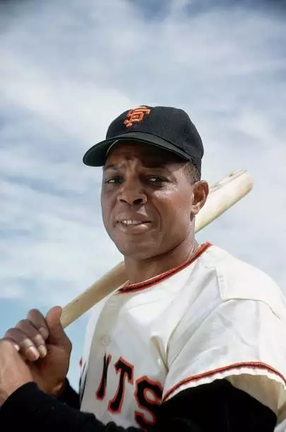 Closeup portrait of San Francisco Giants Willie Mays during spring - Old Photo 1