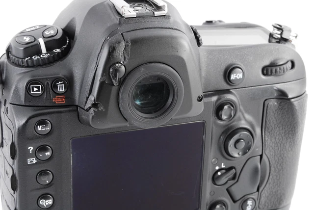 [AS-IS] Nikon D4 16.2MP FX Digital SLR Camera Body Charger Box From Japan 9