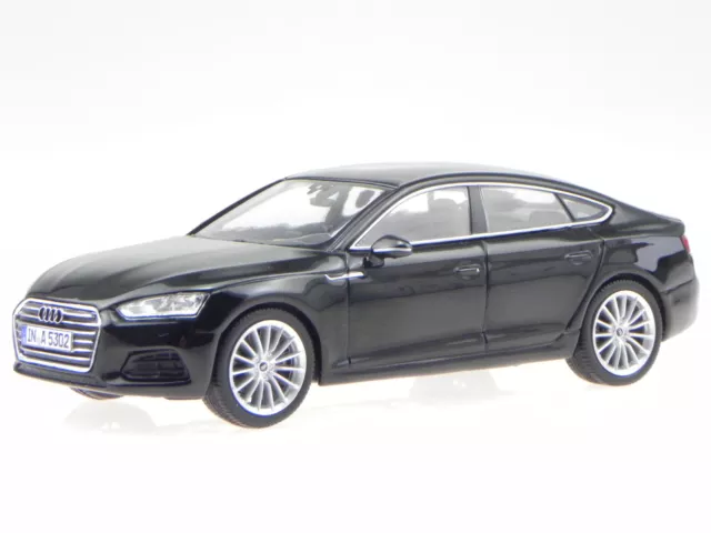 Audi A5 Sportback 2017 mythos schwarz Modellauto Spark 1:43