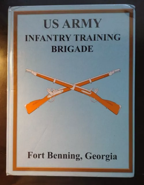 US ARMY Training Book.  Fort Benning, GA.  2nd Bn, 54th Inf.  Company A. 2007.