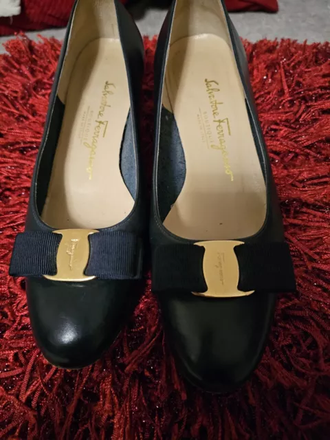 Salvatore Ferragamo Vara Bow pump shoe blue patent leather 3cm heels