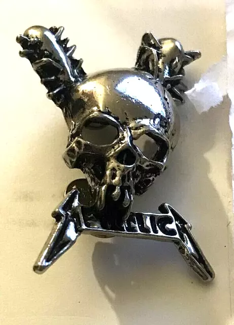 METALLICA OFFICIAL 1989 VINTAGE Metal Jacket Pin  VERY Scarce item