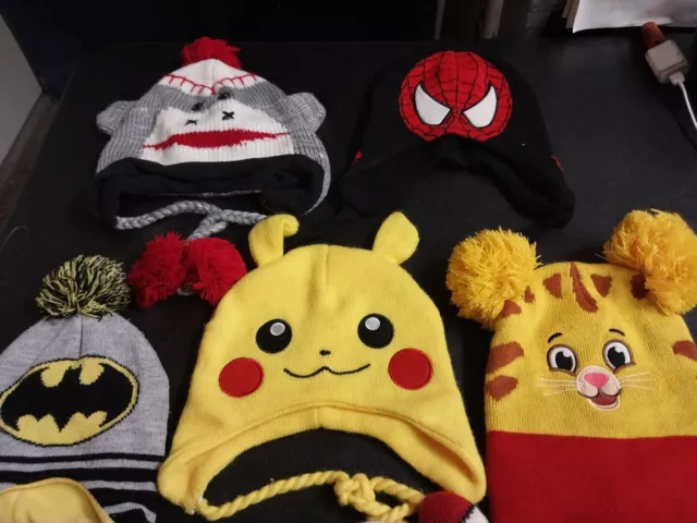 5 Lot Batman Spider-Man Beanies & Others Youth Winter Hats 0ne Sz  Stretch Kids