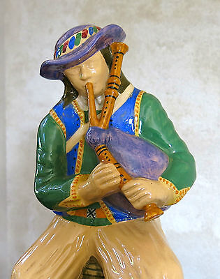 grande faience breton Porquier Beau Quimper joueur de biniou 