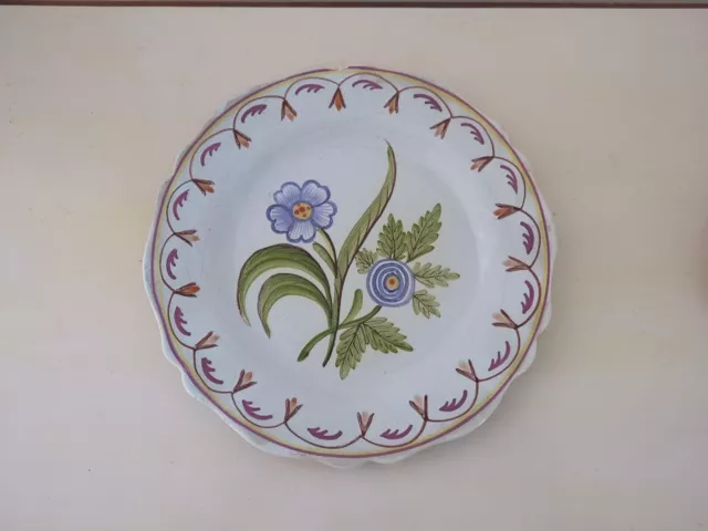 Reproduction D Assiette En Faïence De Nevers