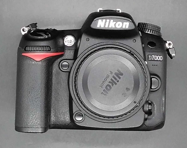 "Excellent+++" Nikon D7000 16.2 MP Digital SLR Camera Body Black Japan