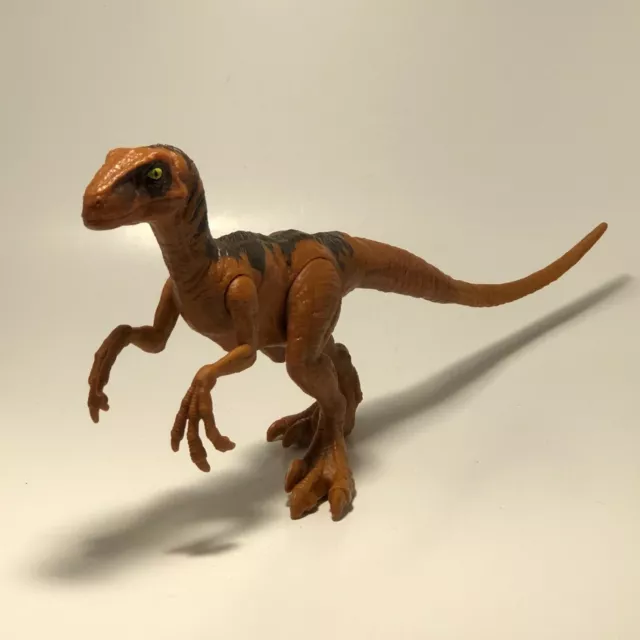 JURASSIC WORLD MATTEL 2017 Orange 14 pouces Basic Velociraptor EUR