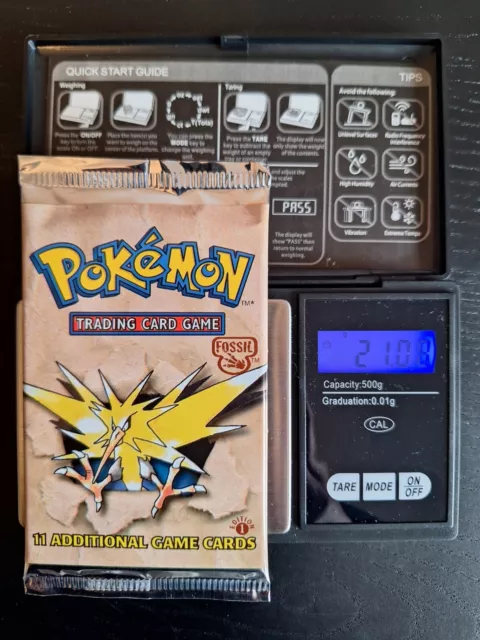 Pokemon 1st Edition Fossil Booster Pack Zapdos 21.08g