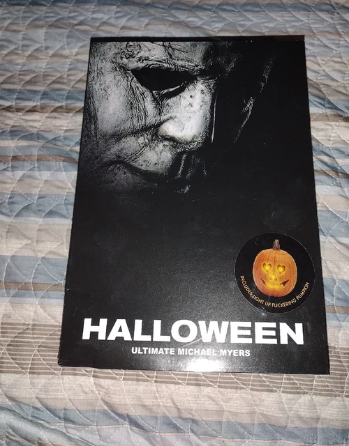 NECA: Halloween 2018  ~ Ultimate Michael Myers ~ light up pumpkin