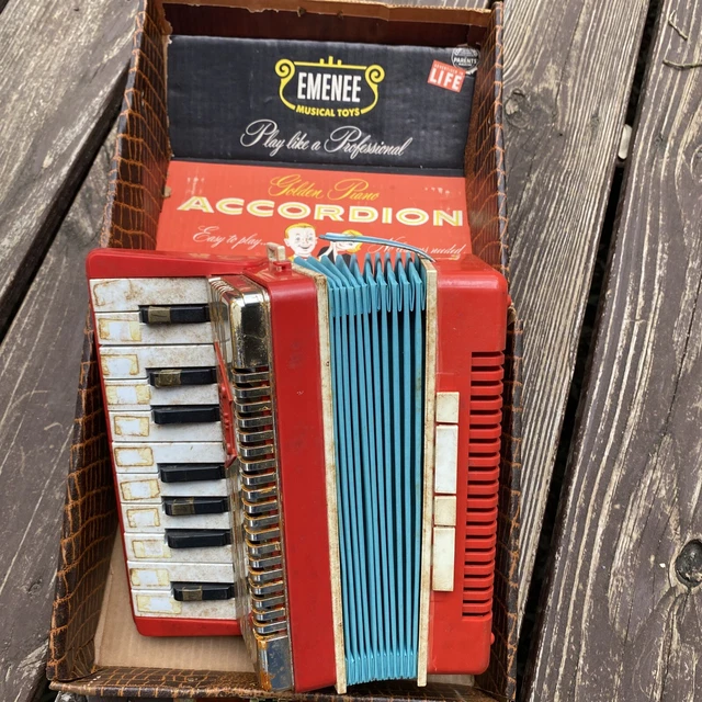 EMENEE GOLDEN PIANO Accordion Musical Toy No. 40 5 With Case