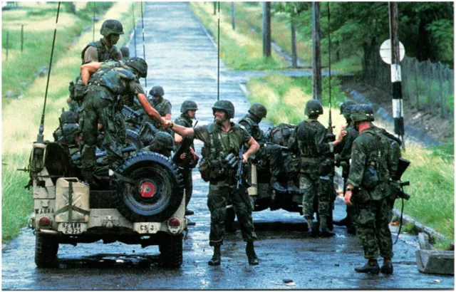 U.S. Marines Invasion of Grenada President Reagan 1983 Chrome Postcard Militaria