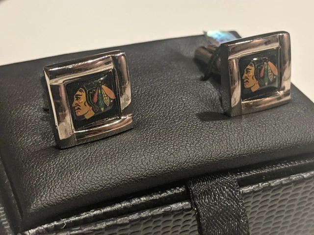 Chicago Blackhawks Cufflinks -OFFICIAL- (Original Case)