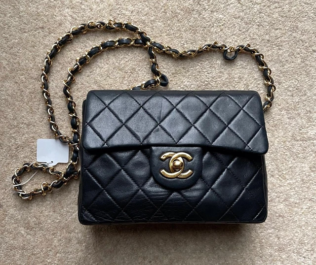 🖤 [SOLD] VINTAGE CHANEL CLASSIC MINI SQUARE FLAP BAG 17CM 17 CM