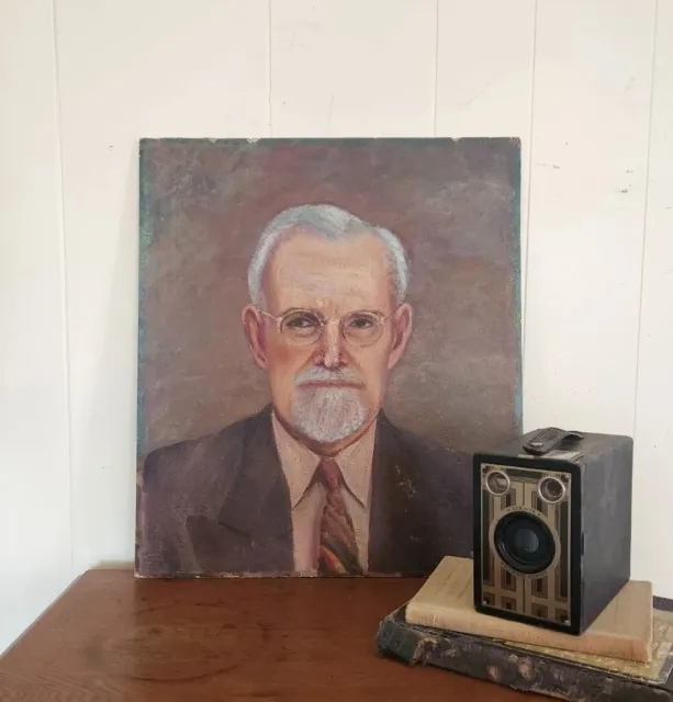 vintage 1950s PORTRAIT PAINTING OF SCHOLARLY MAN oil on board unusual 18.5 X 16"