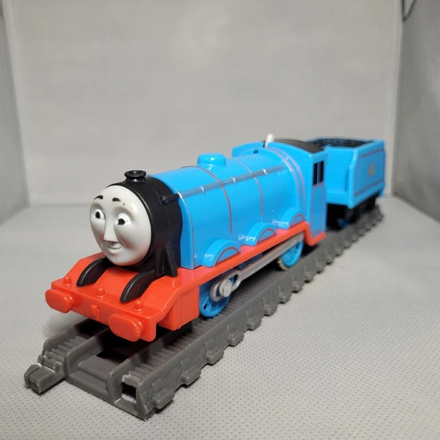 Thomas & Friends Trackmaster Motorised Gordon (Not TOMY)