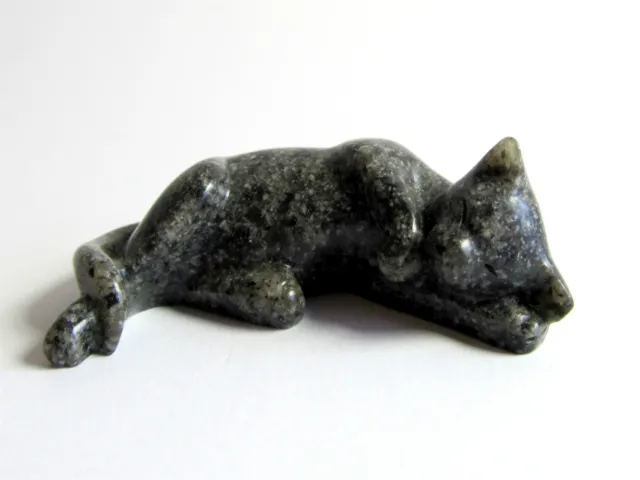 Quintessence Miniature Stone Cat Figurine  - MINI SUKI - GREY 3