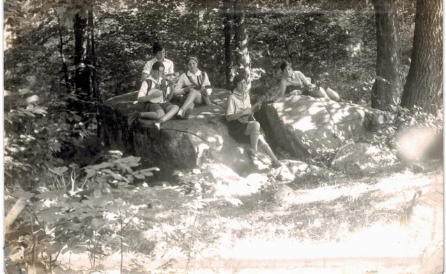 Southfields RPPC Harriman State Park Camp Quidnunc Girls Banjo Ukes 1930 NY