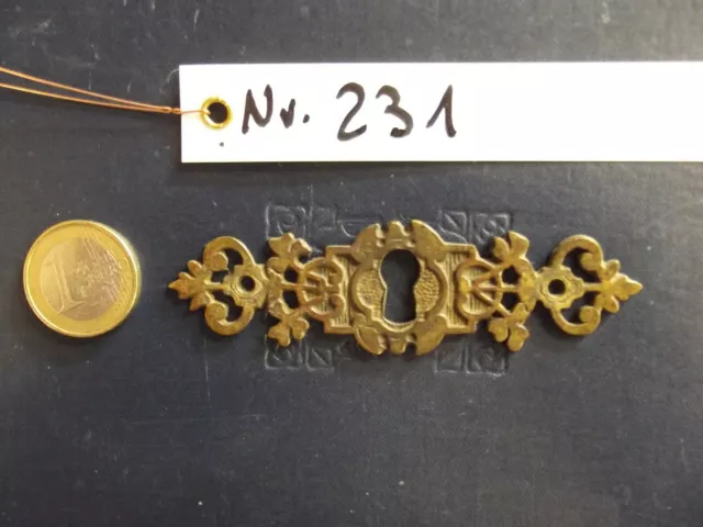 Beschlag, Möbelbeschlag,Schlüsselschild,antik,wohl 1890, Messing,Patina, Nr. 231
