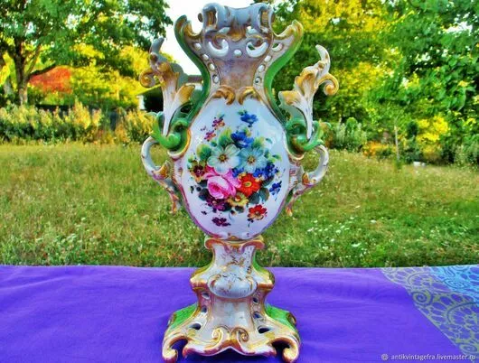 Vase ancien Vieux Paris porcelaine  Antique Old Paris porcelain vase