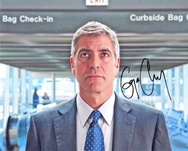 A fantastic 10x8 Autographed Photo of George Clooney & CoA