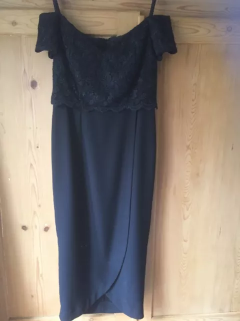 Elegant Cocktail/Evening dress in black with lace, beautiful condition