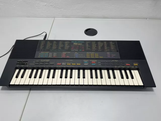 YAMAHA PSS 580 80s Portasound FM MIDI KEYBOARD