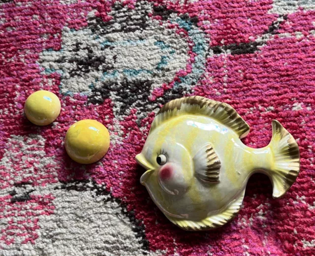 Vintage Bradley Ceramic Fish Wall Pocket Wall Art & 3 Bubbles Yellow Stripe 50s