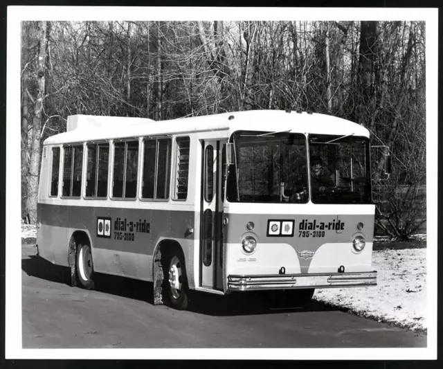 Fotografie Bus Twin Coach, Omnibus - Linienbus mit alternativem Antrieb, Großfo