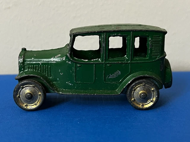 ANTIQUE TOOTSIETOY 1920'S Yellow Taxi Cab Diecast Toy Car Green $29.99