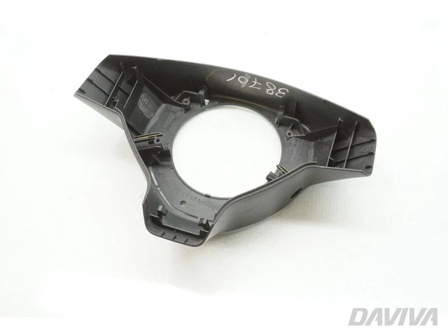 Lot De 30 Clips Pour Revêtement Intérieur De Hayon Jeep Grand Cherokee (à Partir De 2003) - Références 6507055AA / 6507686AA