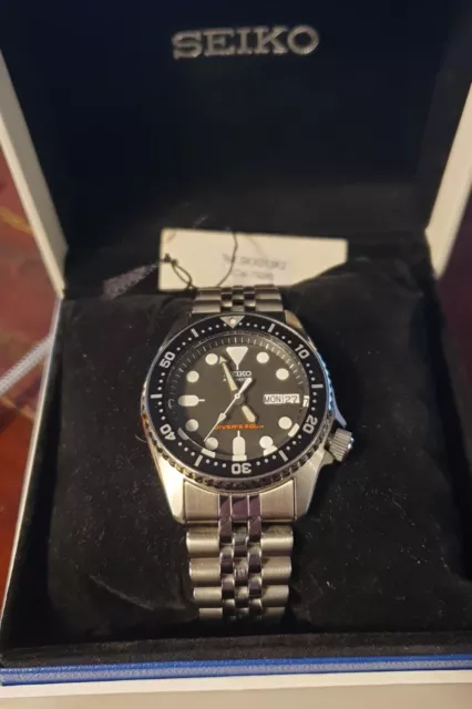 Seiko skx013k2 black dial automatic divers hotsell midsize watch